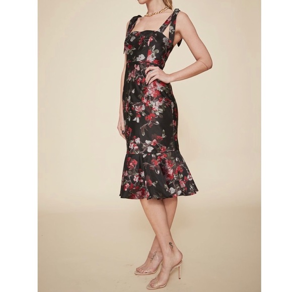 LPA Dresses & Skirts - 4️⃣0️⃣LPA Midi Dress Size Large